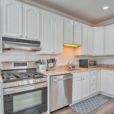 Baltimore Abode, Walk To Cross Street Market! Εξωτερικό φωτογραφία